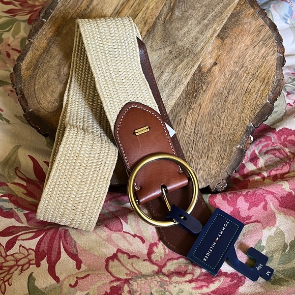 TOMMY HILFIGER  Size Medium Brown Leather & Natural Elastic Brass HW $88
NEW - Picture 1 of 13